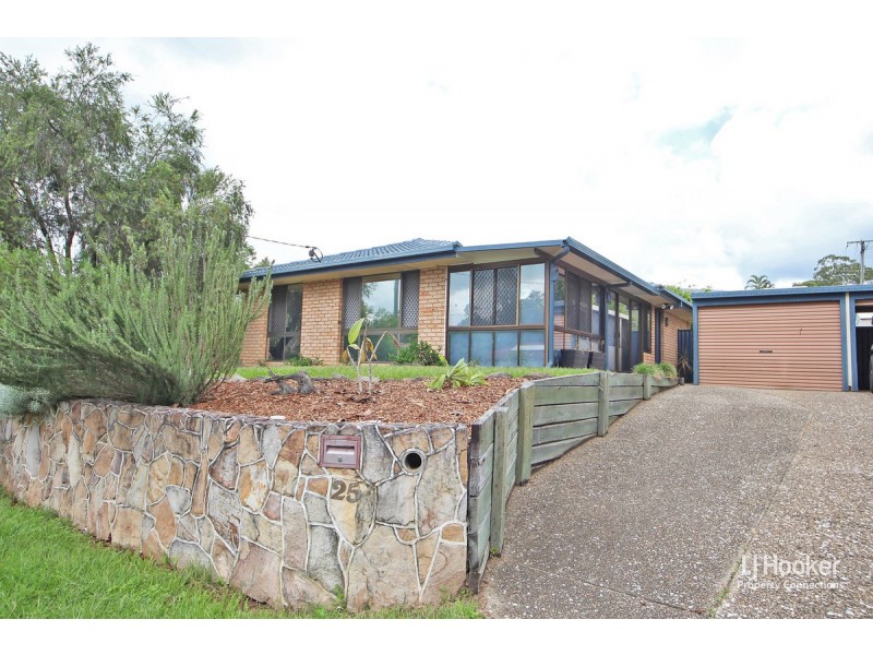 25 Macquarie Drive, Petrie QLD 4502