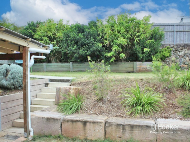 25 Macquarie Drive, Petrie QLD 4502