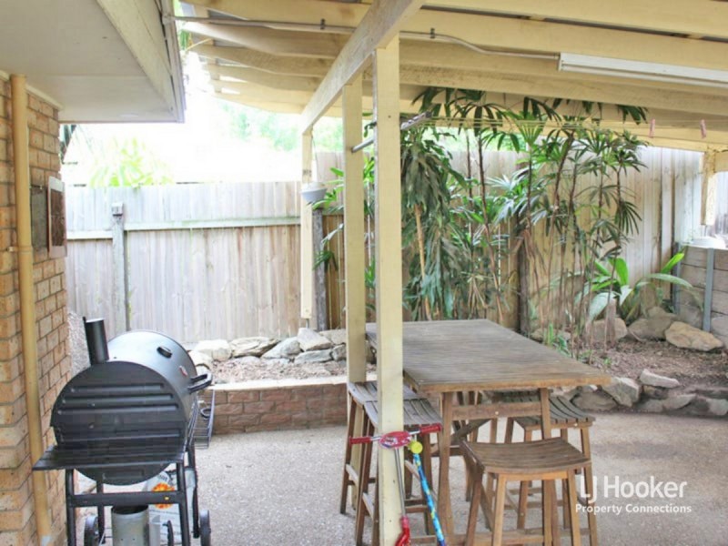 25 Macquarie Drive, Petrie QLD 4502
