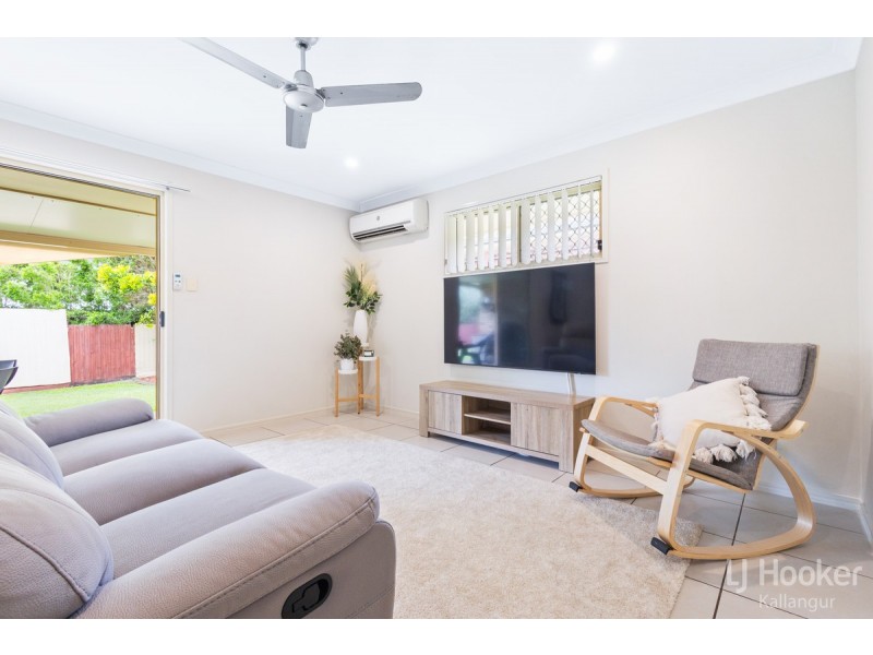 4 Outlook Court, Kallangur QLD 4503