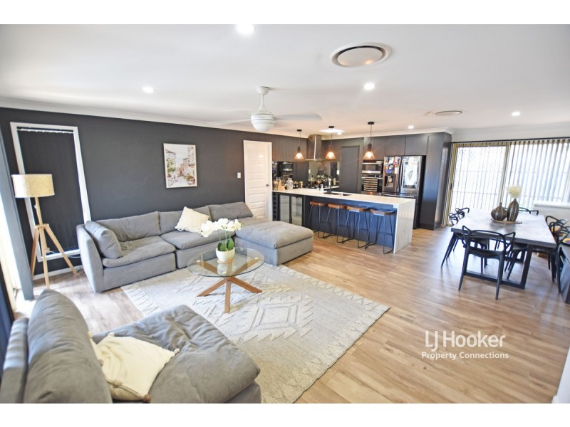 30 Garden Terrace, Kallangur QLD 4503