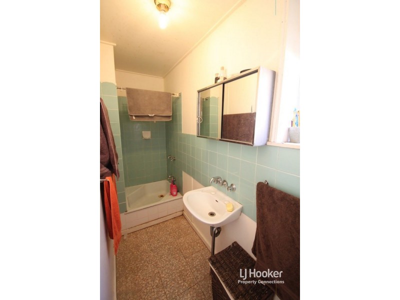 35 Andrew Street, Kallangur QLD 4503