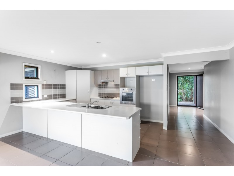 11 Birdwing Crescent, Kallangur QLD 4503