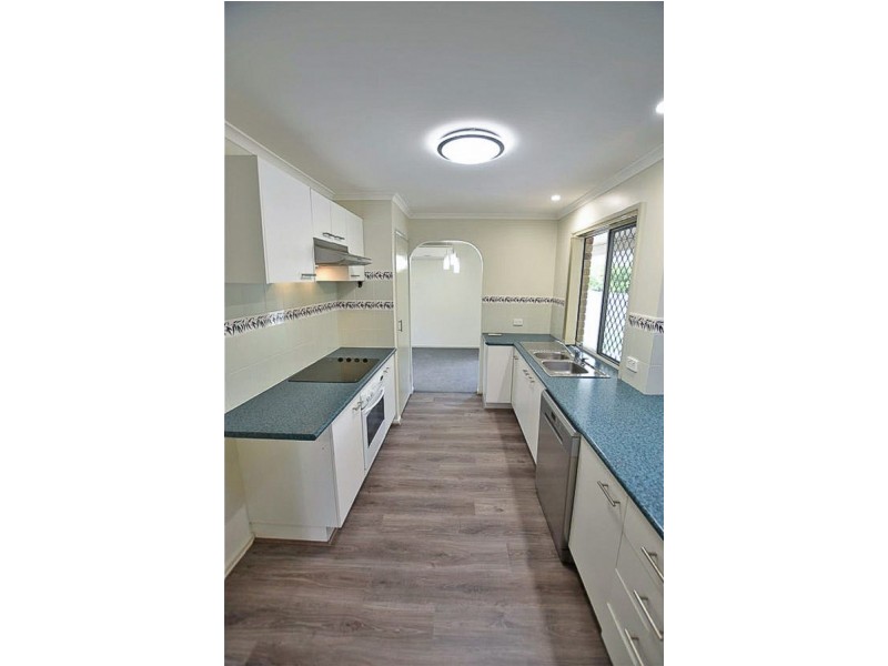 7 Lyrebird Way, Kallangur QLD 4503