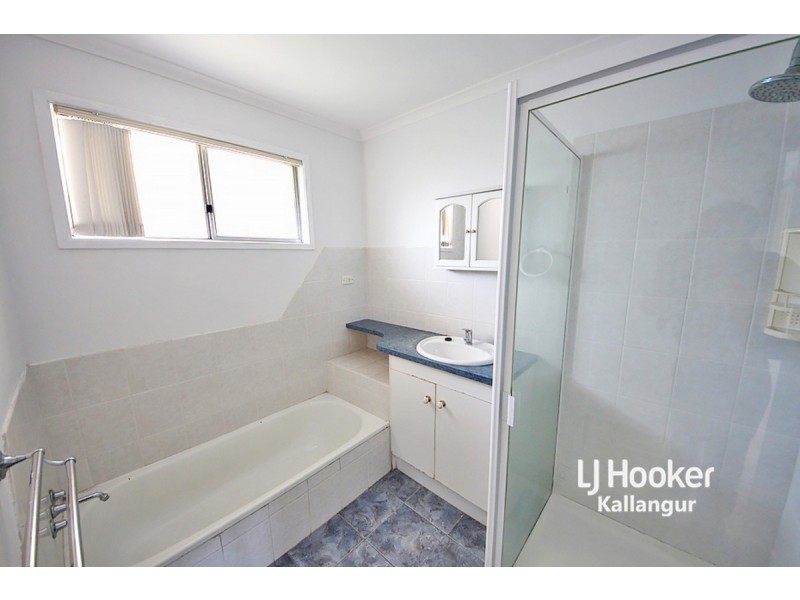 16 Arrakune Crescent, Kallangur QLD 4503
