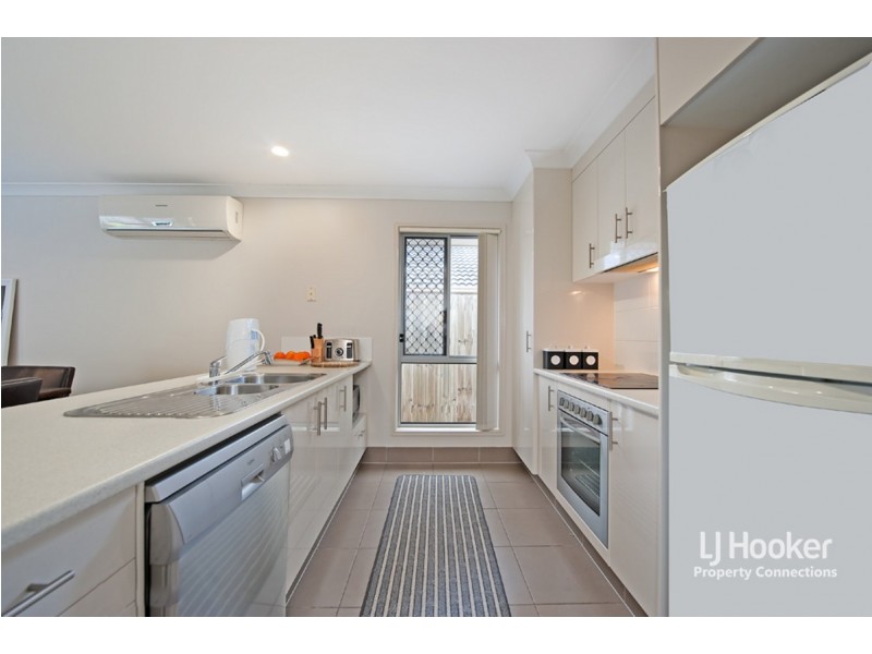 8 Suntrust Street, North Lakes QLD 4509