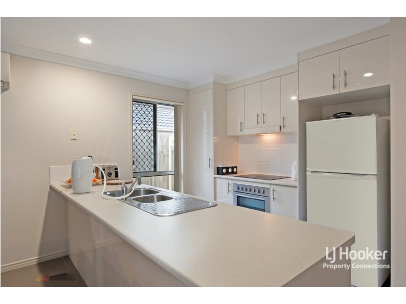 8 Suntrust Street, North Lakes QLD 4509