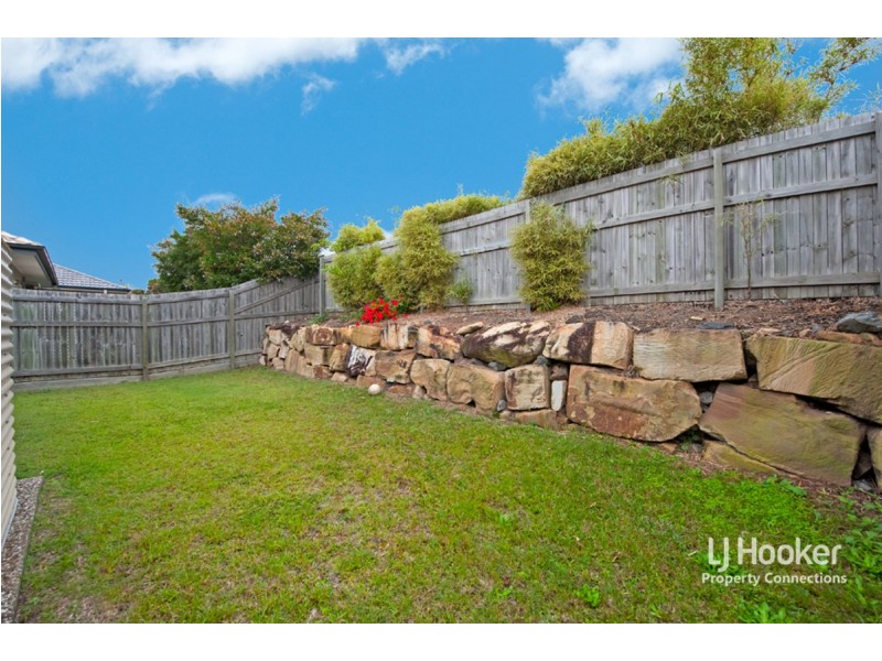 8 Suntrust Street, North Lakes QLD 4509