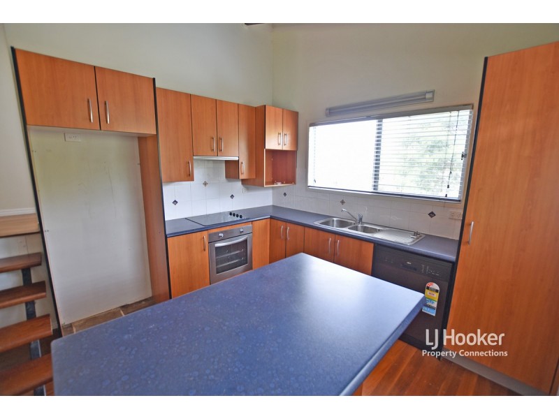 4 Loowa Street, Kallangur QLD 4503