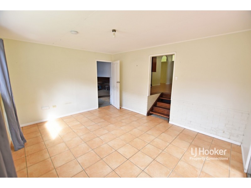 4 Loowa Street, Kallangur QLD 4503