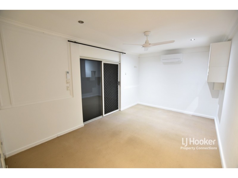 9/11 West Diane Street, Lawnton QLD 4501