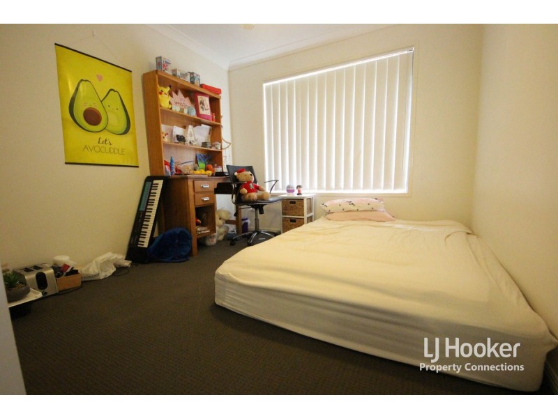 11 Chamomile Street, Griffin QLD 4503