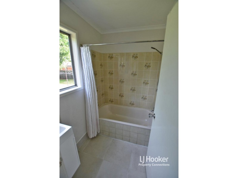 21 Leis Road West, Kallangur QLD 4503
