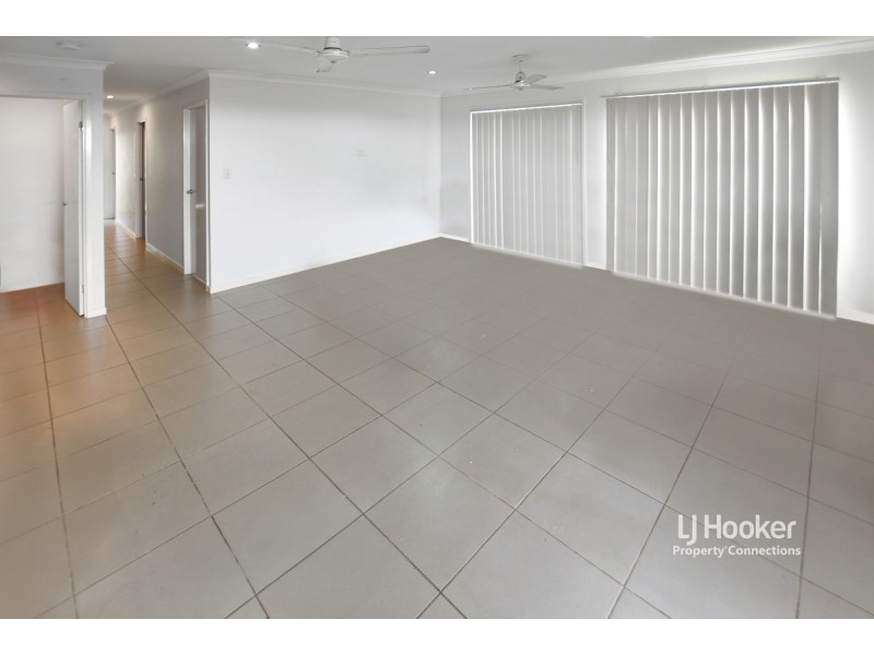 Unit 1/2 Duporth Crescent, Dakabin QLD 4503