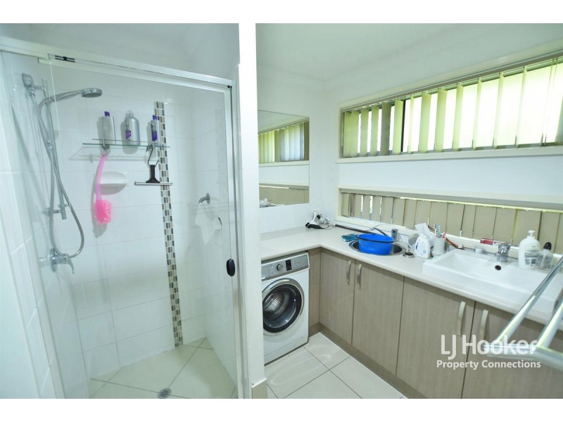 2/2 Duporth Crescent, Dakabin QLD 4503