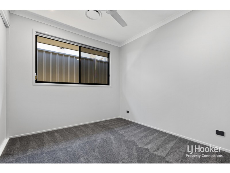 18 Emerald Place, Kallangur QLD 4503