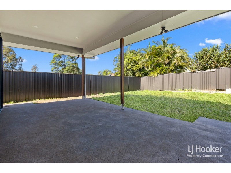 18 Emerald Place, Kallangur QLD 4503