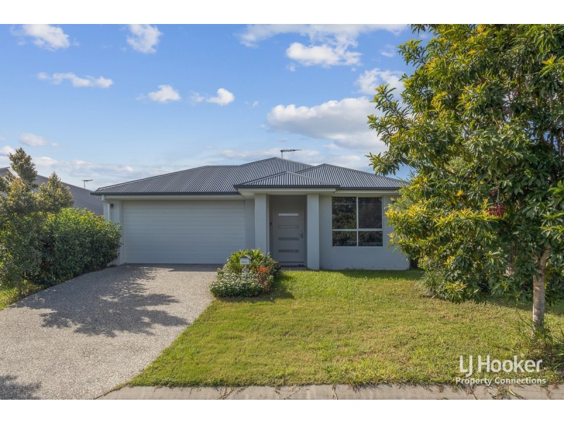 25 Denham Crescent, North Lakes QLD 4509