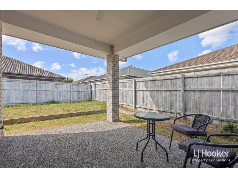 25 Denham Crescent, North Lakes QLD 4509