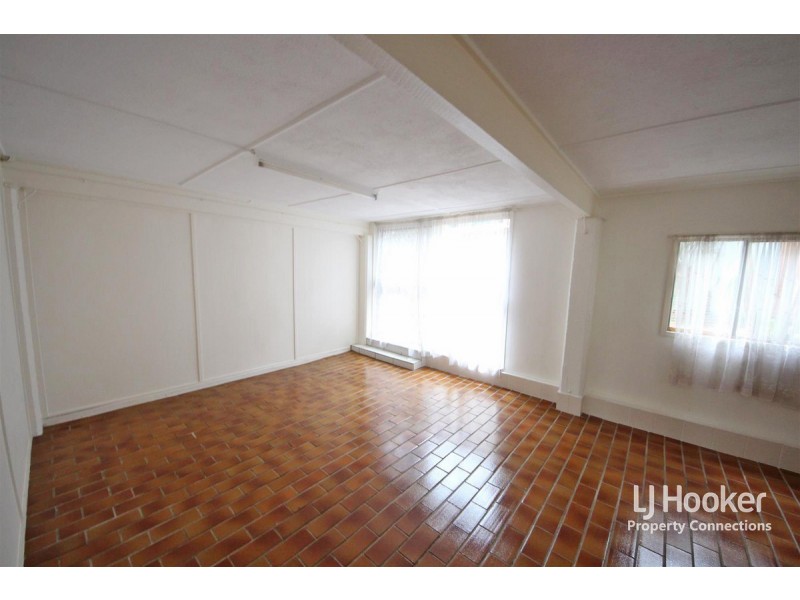 5 Loowa Street, Kallangur QLD 4503
