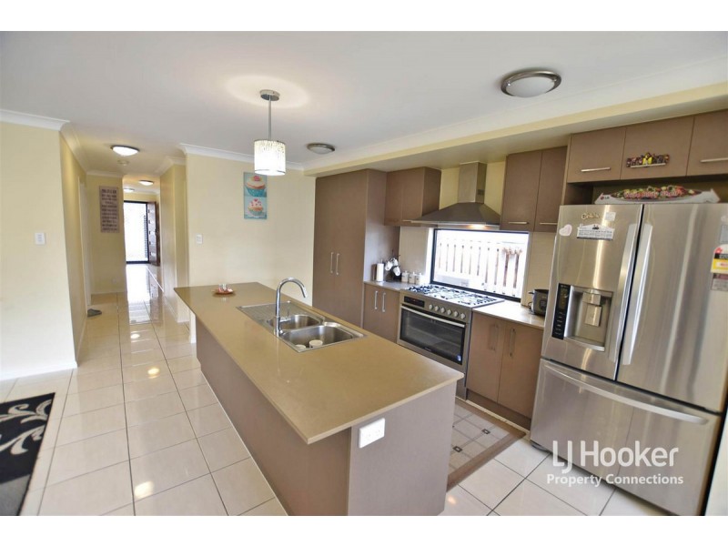 5 Moreton Street, Fitzgibbon QLD 4018