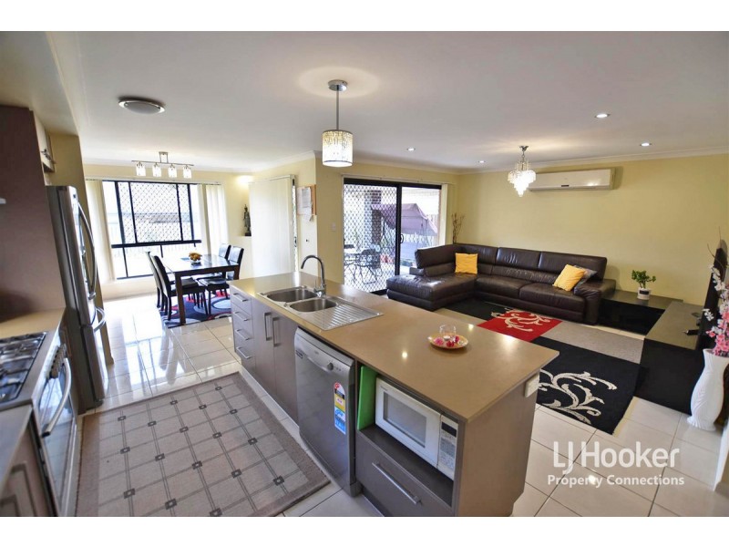 5 Moreton Street, Fitzgibbon QLD 4018