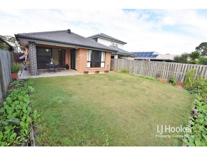 5 Moreton Street, Fitzgibbon QLD 4018