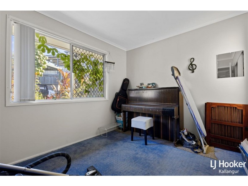 19 Lavercombe Drive, Kallangur QLD 4503