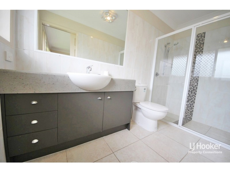 25 Greenlinks Crescent, Narangba QLD 4504