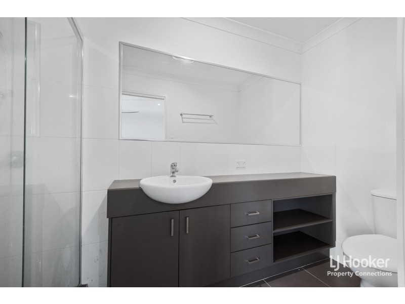 1/10-12 Montree Circuit, Kallangur QLD 4503