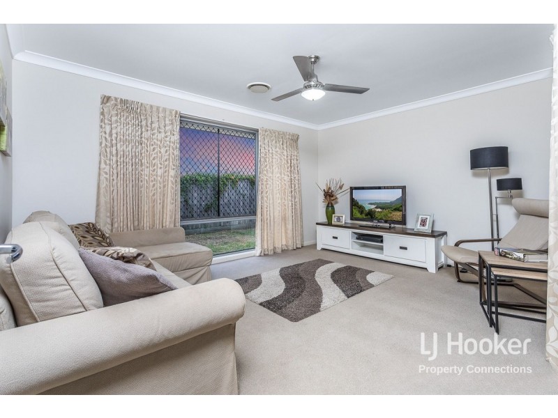11 Diane Parade, Kallangur QLD 4503