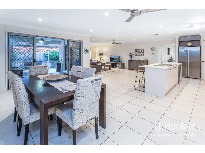 11 Diane Parade, Kallangur QLD 4503