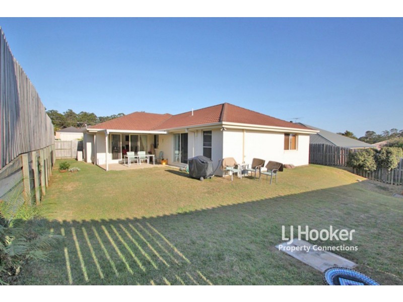 15 Brimstone Court, Kallangur QLD 4503