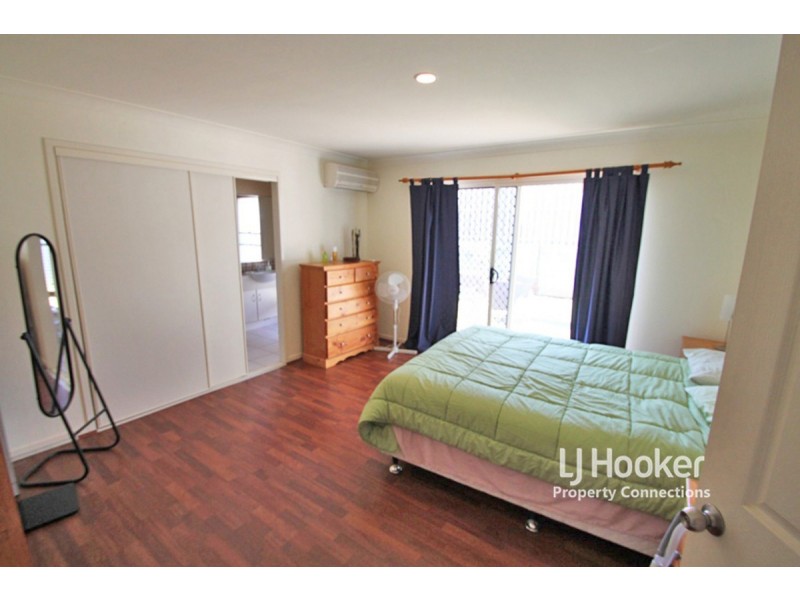 15 Brimstone Court, Kallangur QLD 4503