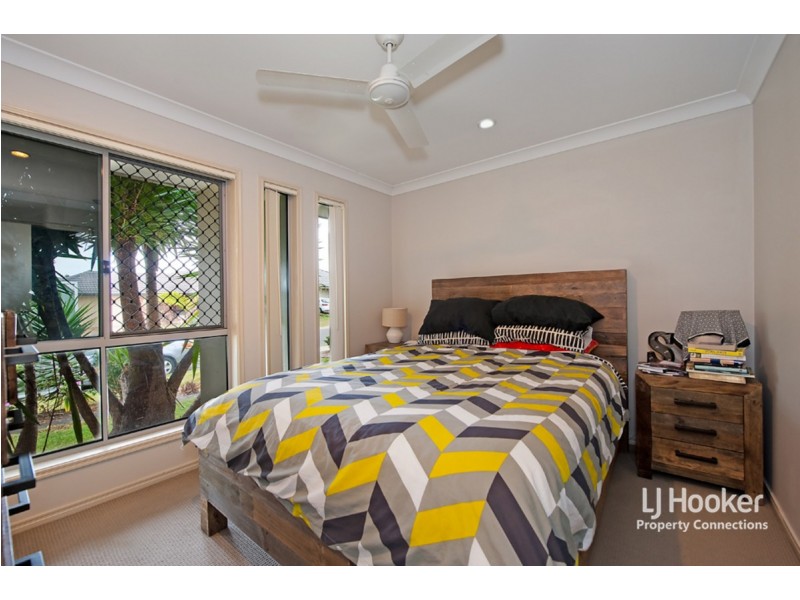 8 Suntrust Street, North Lakes QLD 4509