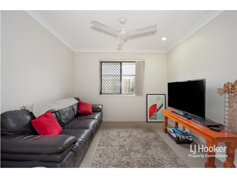 8 Suntrust Street, North Lakes QLD 4509
