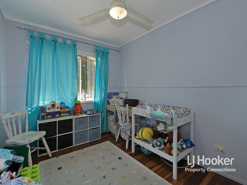 6 Sheehan Street, Kallangur QLD 4503