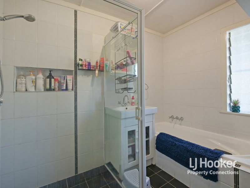 6 Sheehan Street, Kallangur QLD 4503