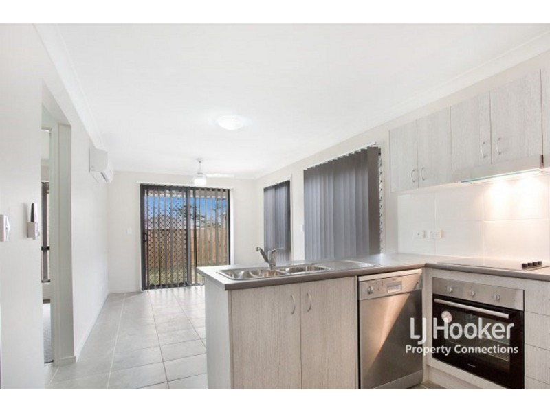 2/11 Mistral Crescent, Griffin QLD 4503