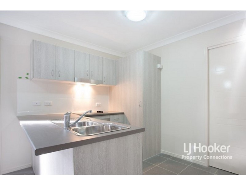 2/11 Mistral Crescent, Griffin QLD 4503