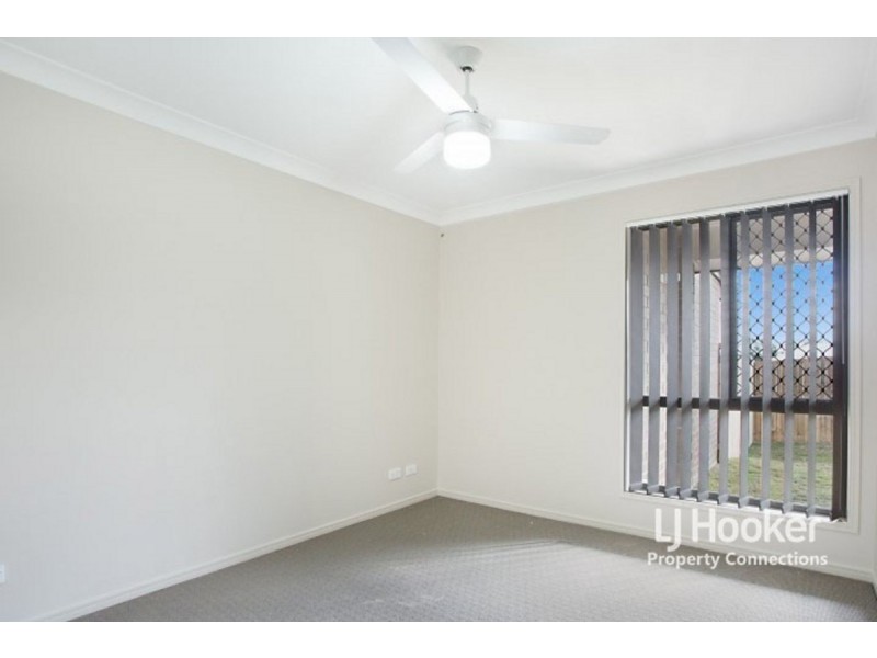 2/11 Mistral Crescent, Griffin QLD 4503