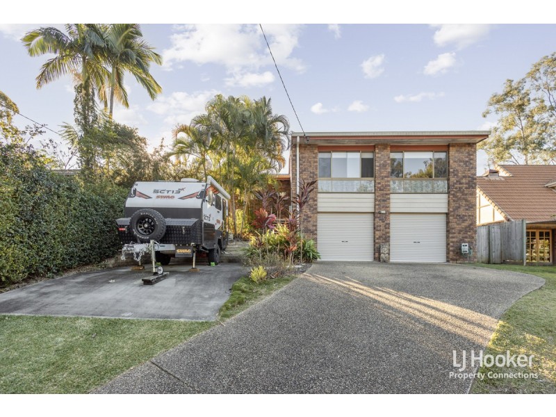 18 Constantia Drive, Petrie QLD 4502