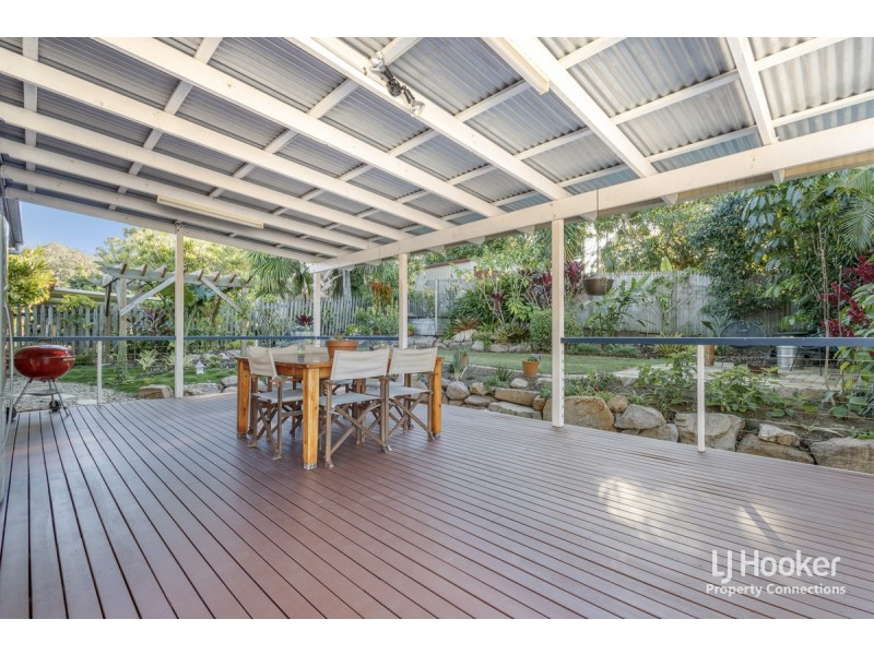 18 Constantia Drive, Petrie QLD 4502
