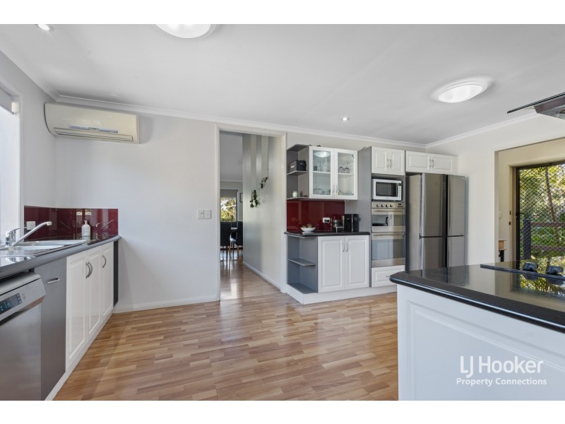 18 Constantia Drive, Petrie QLD 4502