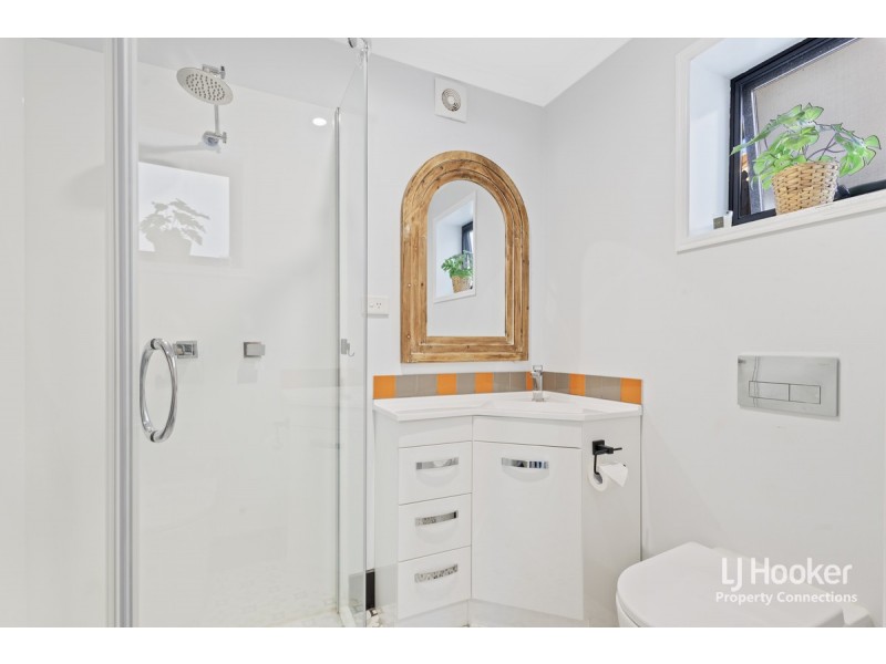 18 Constantia Drive, Petrie QLD 4502