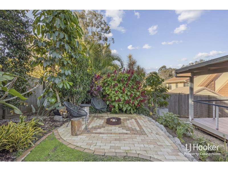 18 Constantia Drive, Petrie QLD 4502