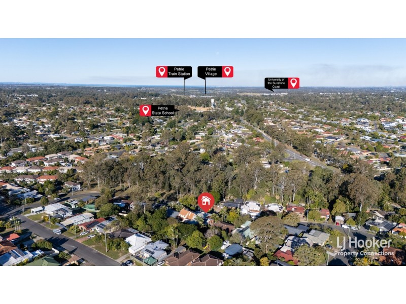 18 Constantia Drive, Petrie QLD 4502