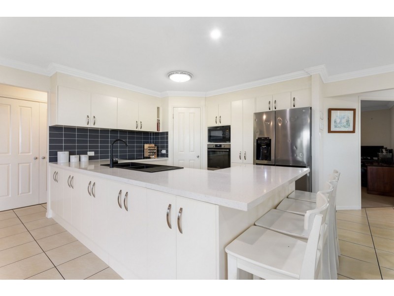 92 Mariner Boulevard, Deception Bay QLD 4508