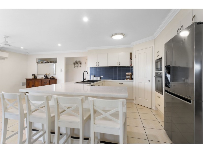 92 Mariner Boulevard, Deception Bay QLD 4508