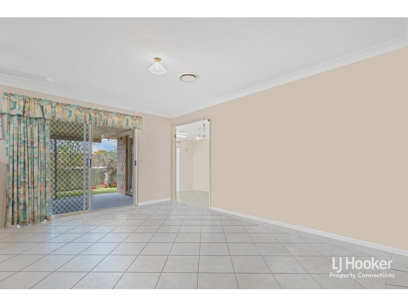 12 Gunsynd Drive, Dakabin QLD 4503